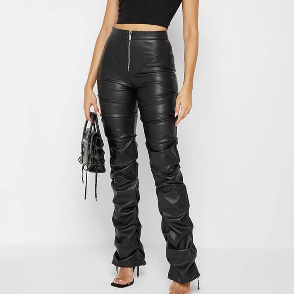 Maniere De Voir Tacked Vegan Leather Flared Pants Size 6 Small New